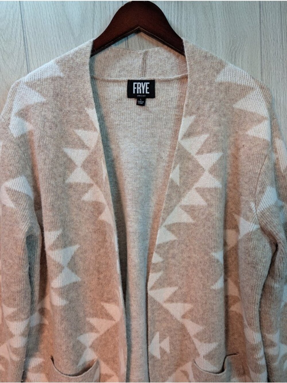FRYE Beige White Knit Cardigan Sweater Geometric Pattern Long Sleeve Large - Picture 2 of 8